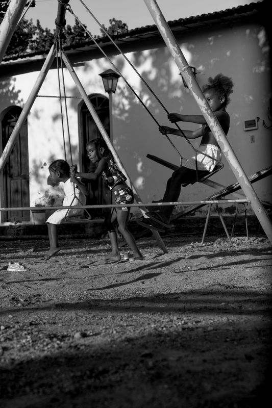 Why I Photograph While Travelling: Places and Moments